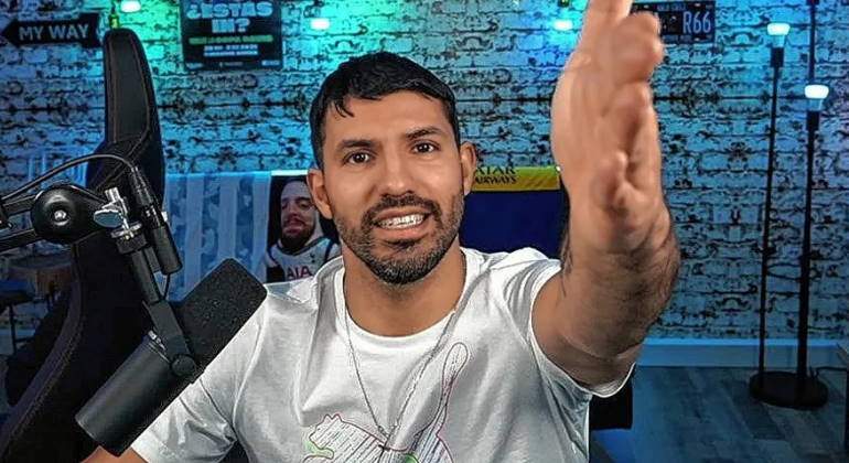 kun-aguero-indignado-trafico-770.jpg