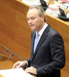 AlbertoFabraCorts225gl.jpg