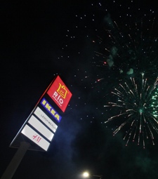 Ikeanoche.jpg