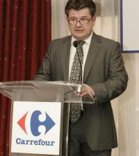carrefour200x225.JPG