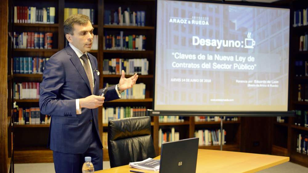 AR_F_DesayunoEduardoDeLeon.jpg