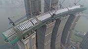 ¿Rascacielos horizontal o el puente aéreo más alto del mundo?