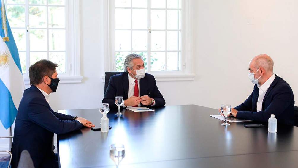 Alberto-Fernandez-Kichi-y-Pela.jpg