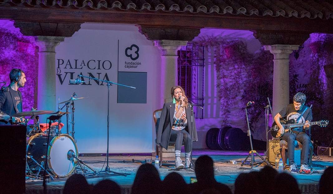 Conierto-promovido-por-la-Fundacion-Cajasur-en-el-Palacio-de-Viana.jpg