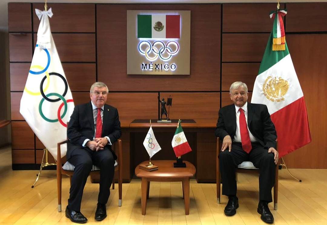 AMLO-Conade.jpg