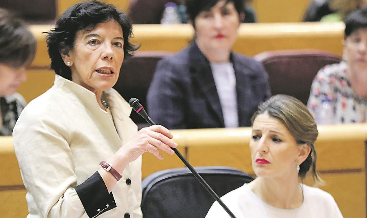 Isabel-Celaa-y-Yolanda-Diaz.jpg