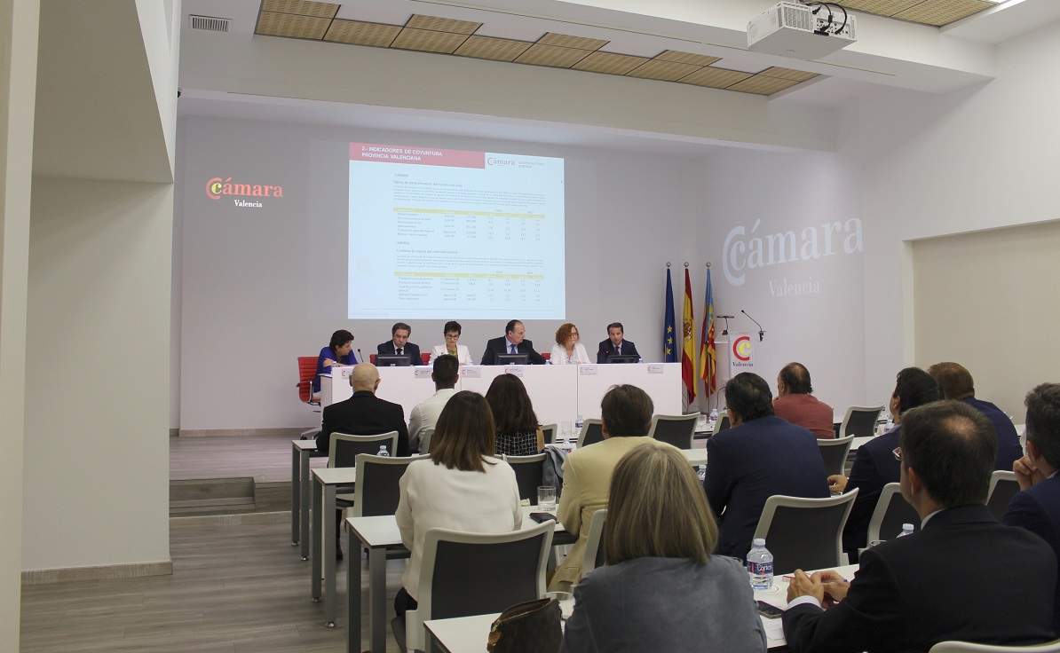 Pleno-Camara-Valencia-1-de-octubre.jpg