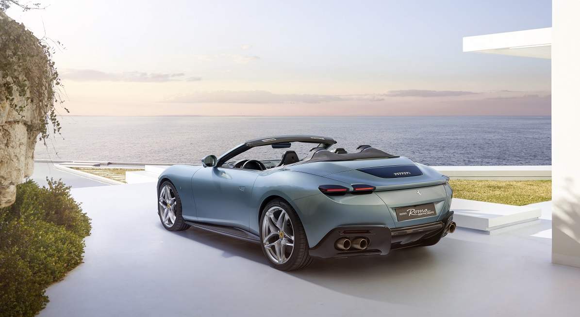 Ferrari_Roma_Spider_1.jpg