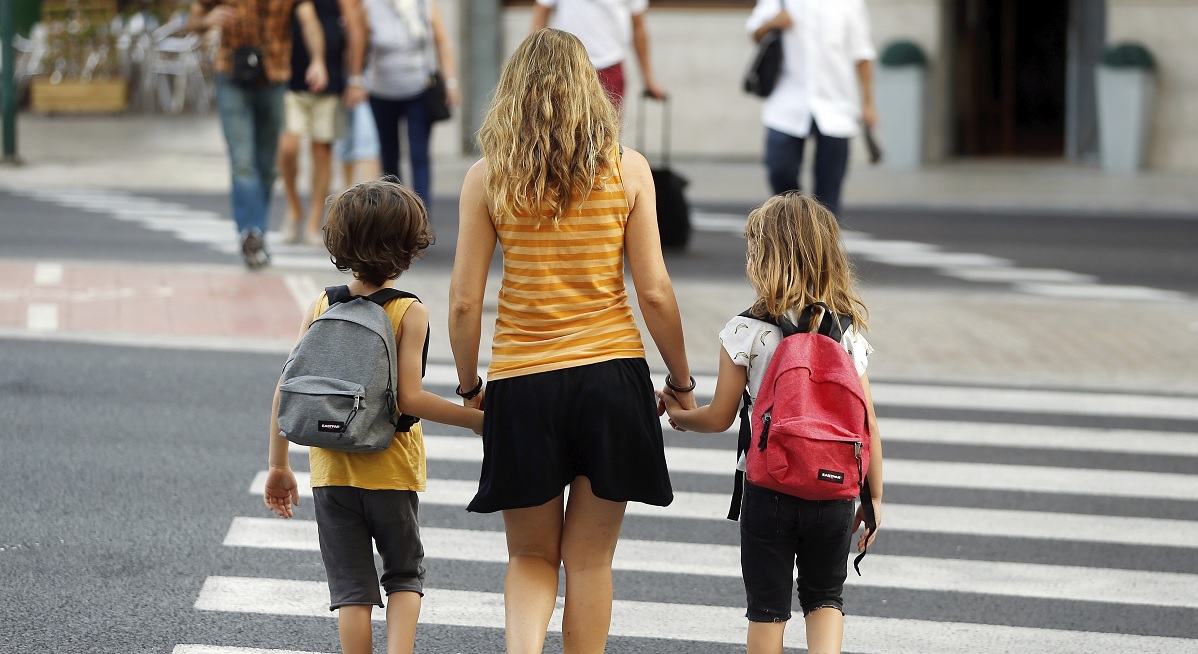 mujer-hijos.jpg