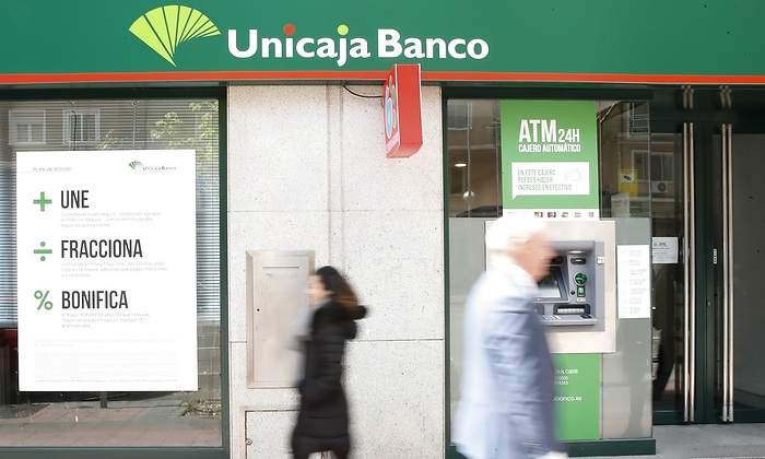 unicaja-sucursal1200.jpg