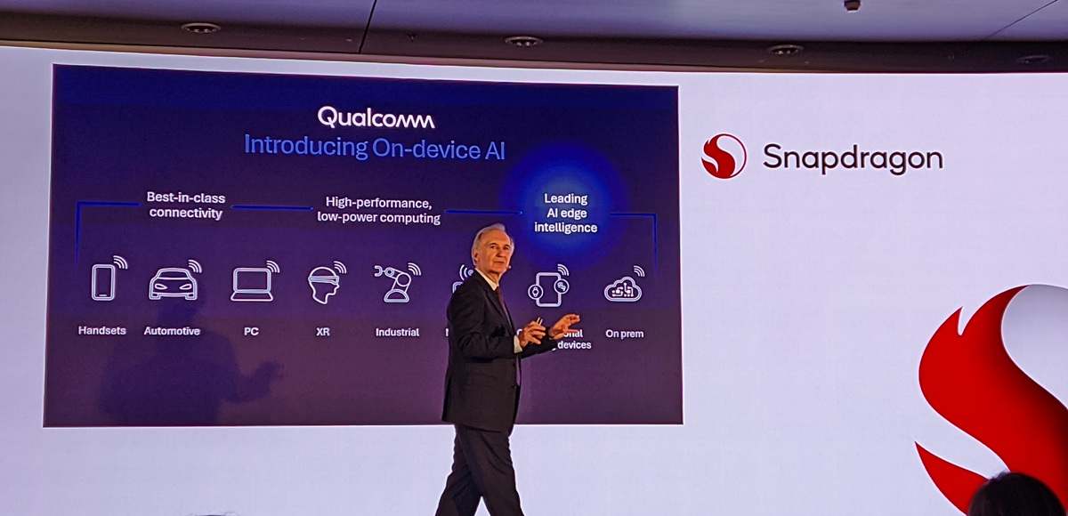 Enrico Salvatori, presidente de Qualcomm en Europa, en una conferencia en el MWC 2025. EE
