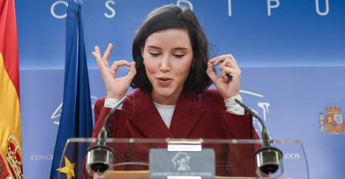 Andrea-Fernandez-1.jpg
