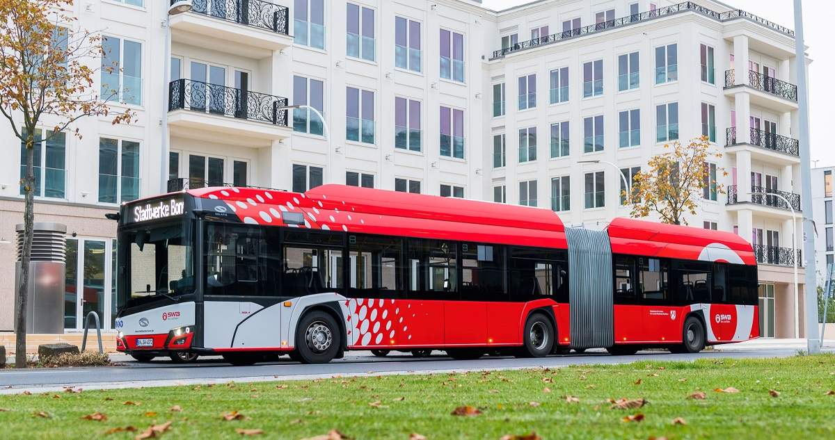 Solaris_Urbino_18_electric-estrategico-1200.jpg