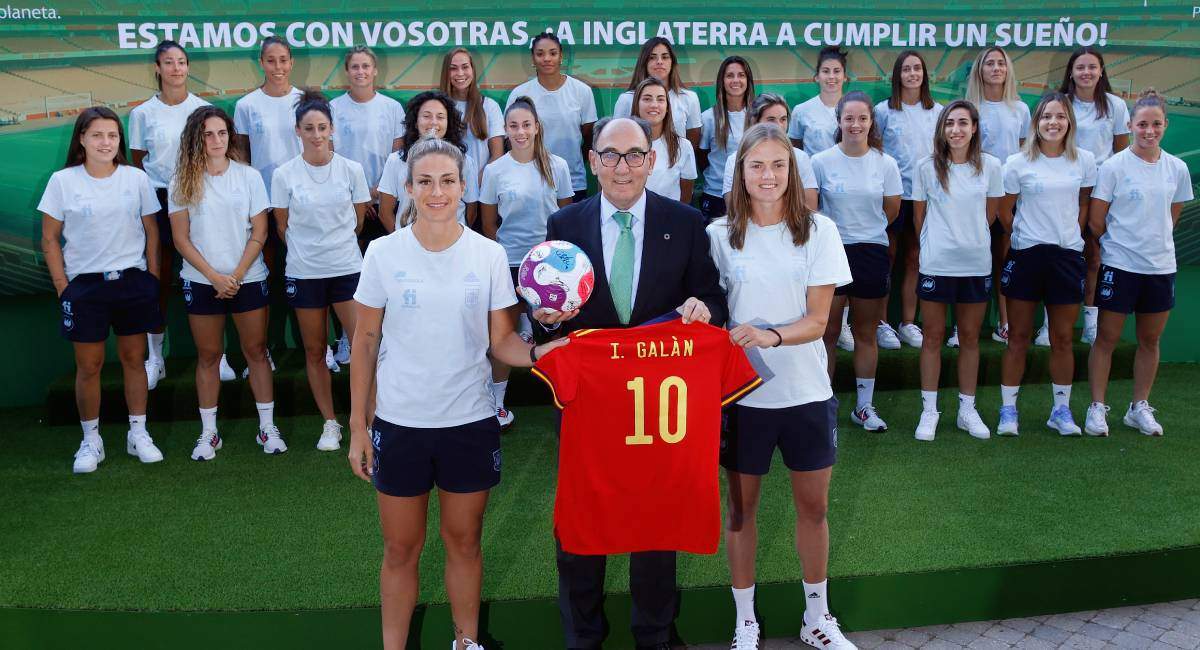 Seleccion-femenina-de-futbol_Iberdrola-1.jpg