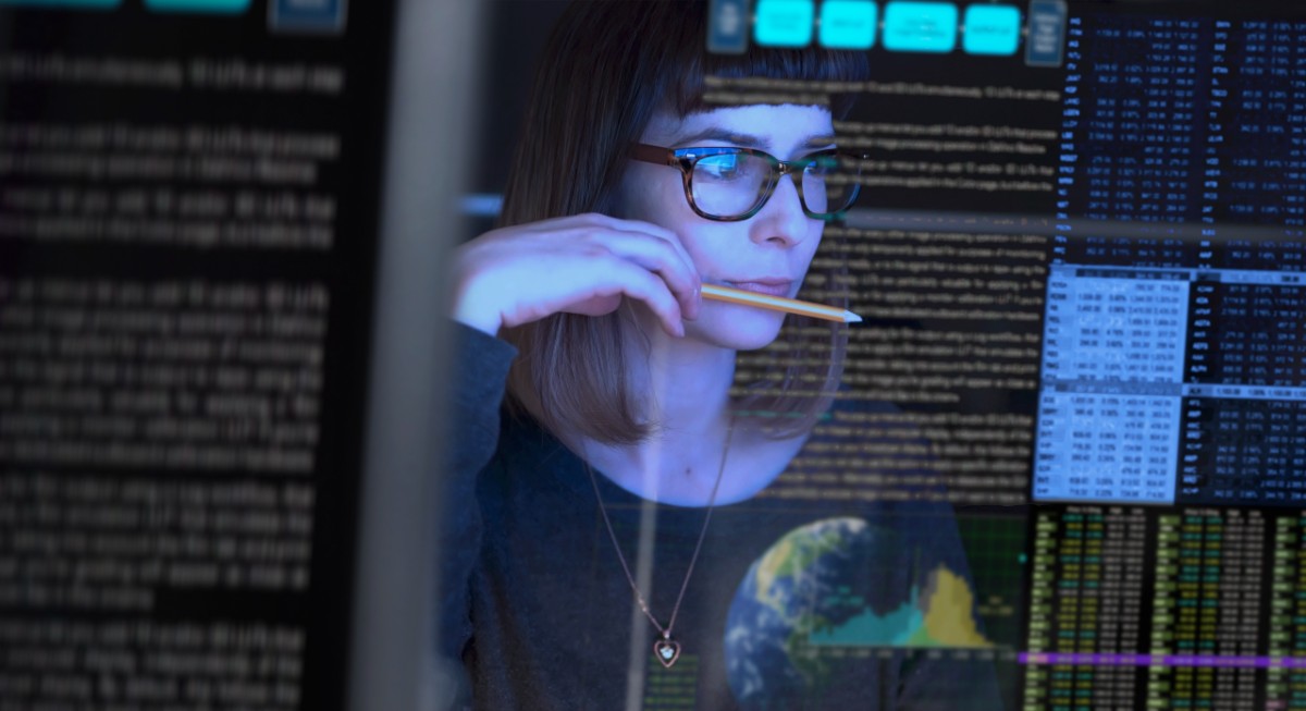 mujer-inversion-istock-1200.jpg