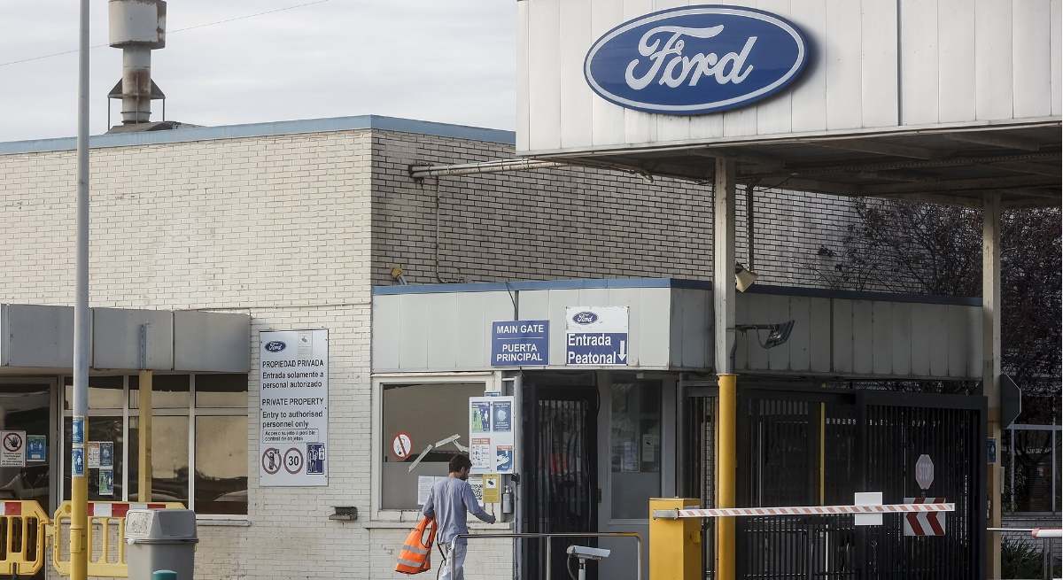 Entrada de la factoría de Ford en Almussafes.