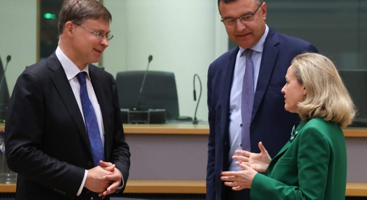Calvino-y-Dombrovskis.jpg