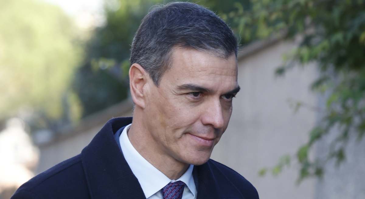 Pedro Sánchez Marisa Paredes tanatorio 