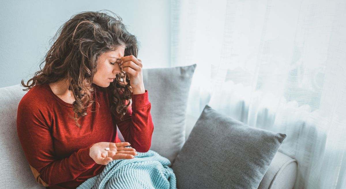 La migraña es una condición común que está relacionada con el cerebro
