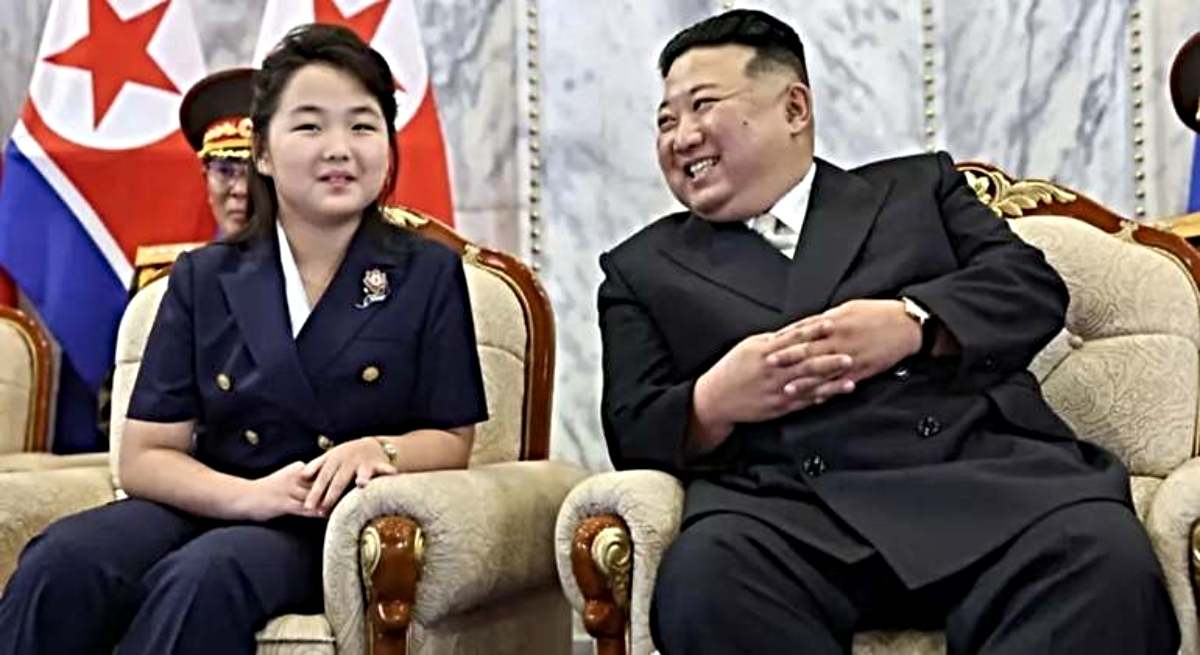 Kim Ju-ae con su padre