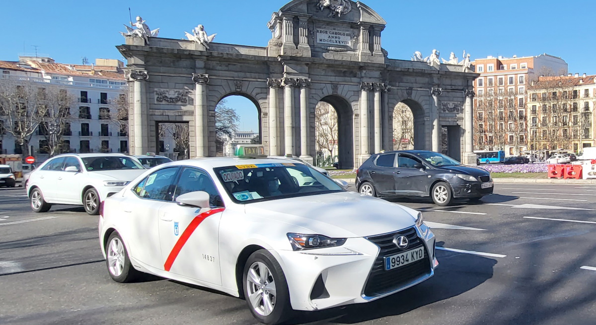 taxi-madrid-albertoescudero.jpg