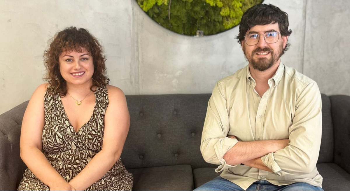 Antonio Jesús López y Rosa Molina, fundadores de Vyootrip.