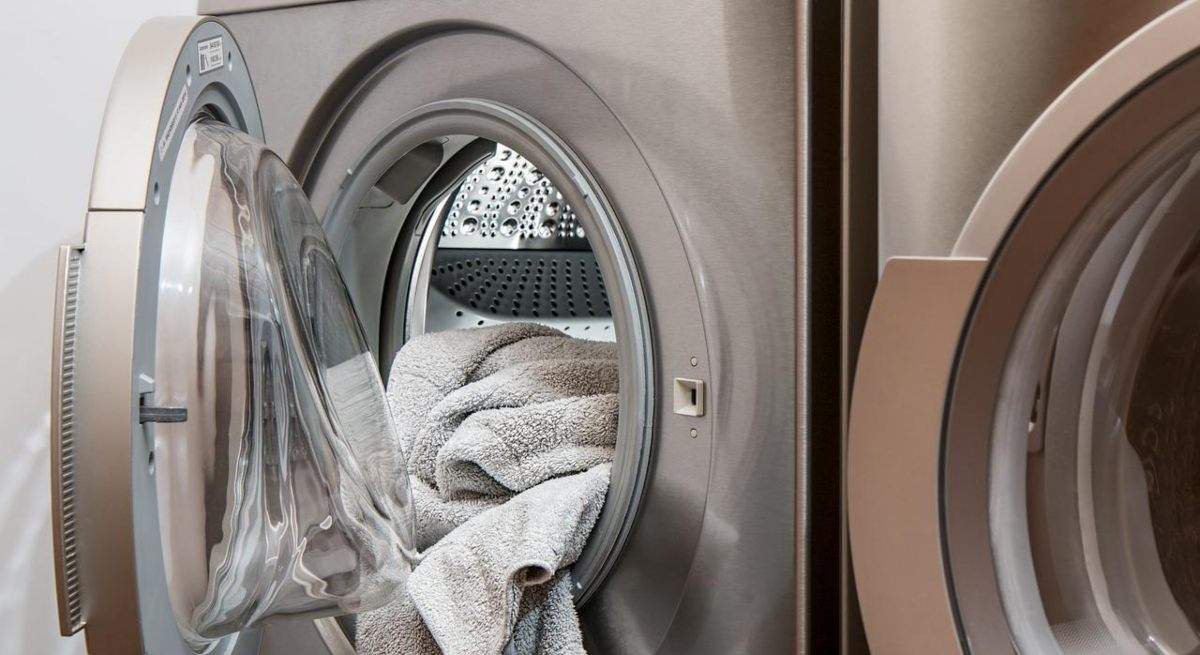washing-machine-g5aff3e296_1280-1.jpg