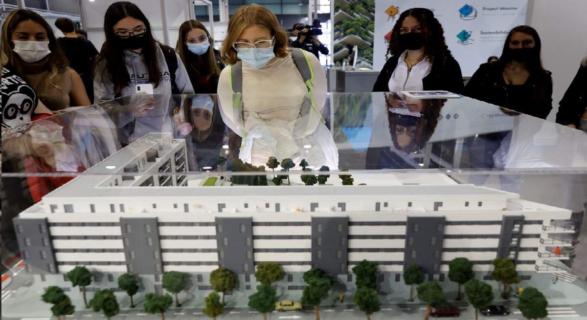 1200-x-655-maqueta-para-la-venta-de-vivienda-EFE.jpg