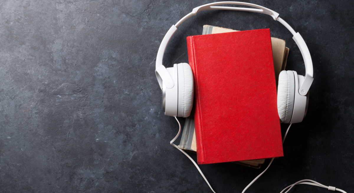 audiolibro-auriculares-libro-1200-dreamstime.jpg