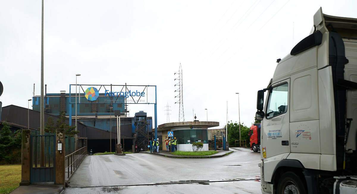 1200x655_EuropaPress_4510690_fabrica_empresa_ferroglobe_junio_2022_santander_cantabria_espana_hoy_octavo.jpg