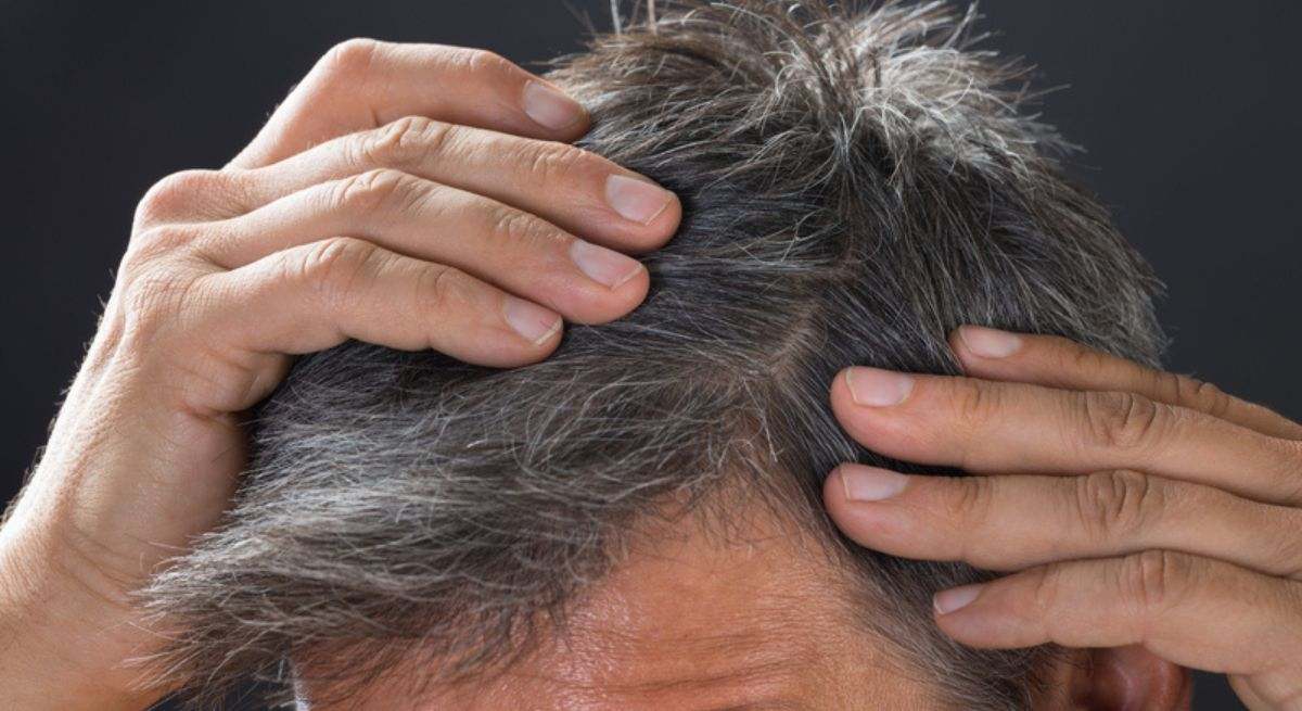 Se revela el verdadero origen de las canas y los factores que nos hacen tenerlas