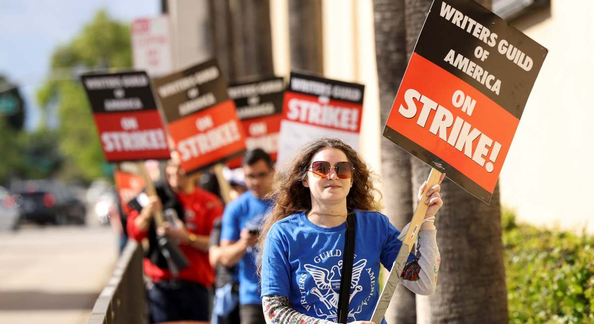 huelga-guionistas-hollywood-reuters.jpg