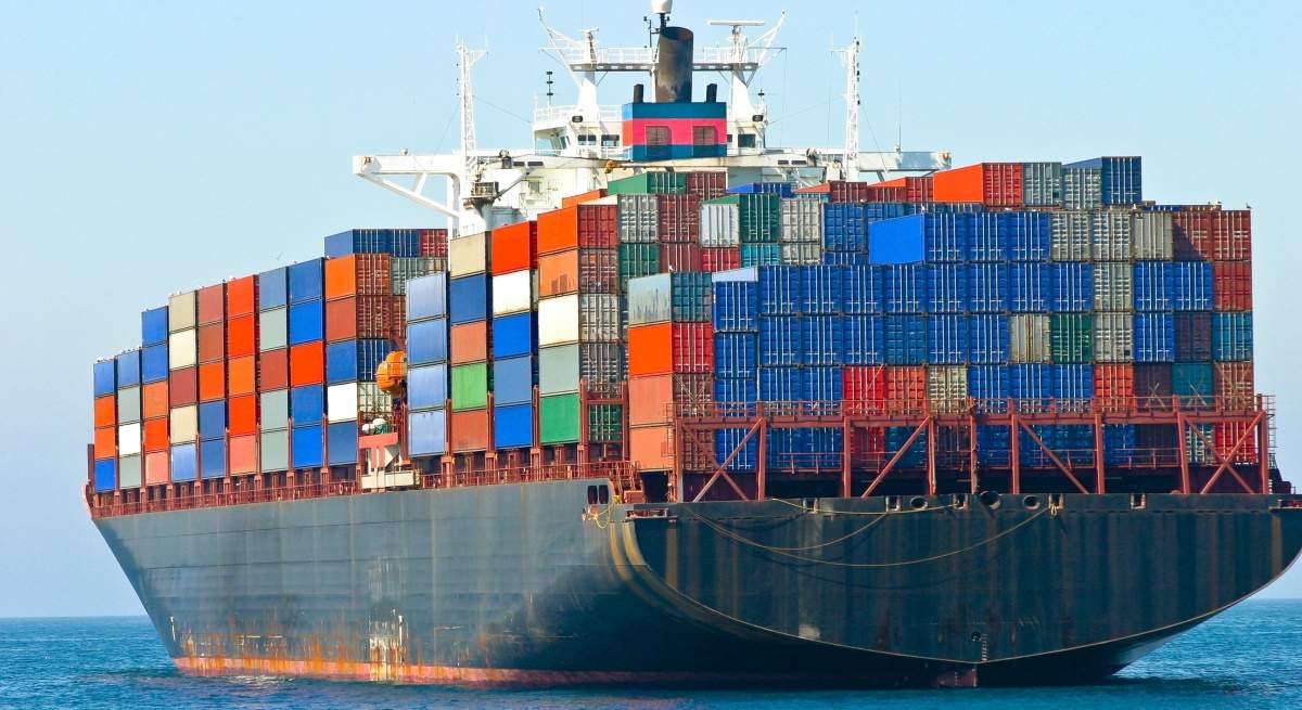 barco-contenedores-mar-dreamstime.jpg
