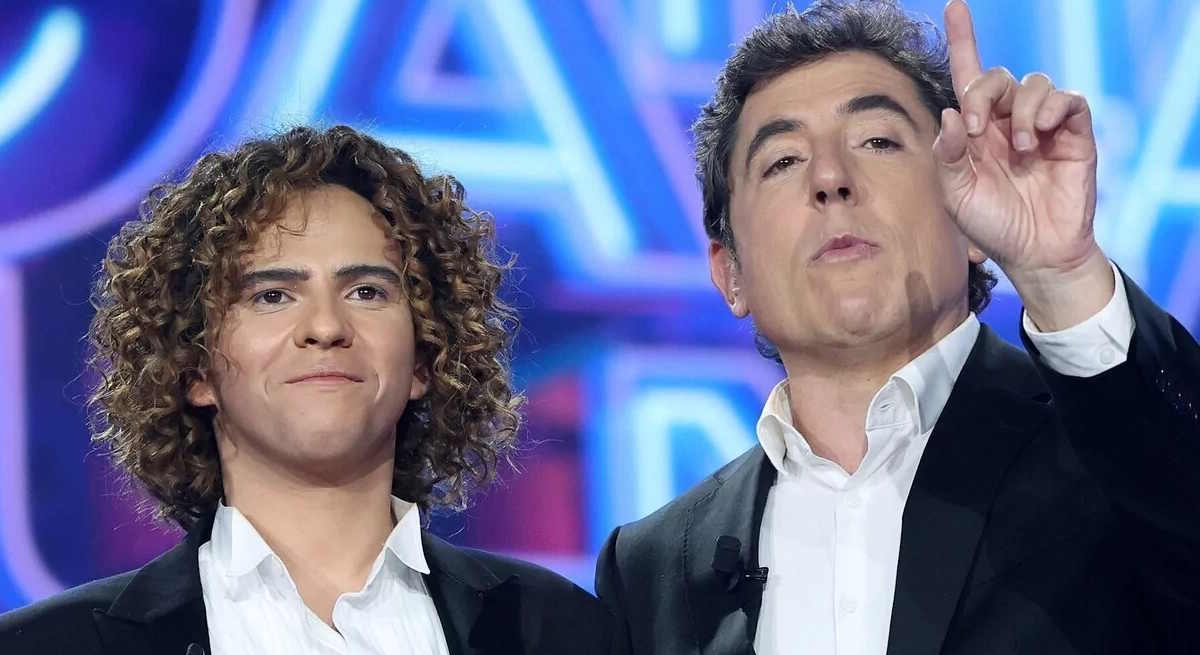 Mikel Herzog como Bisbal