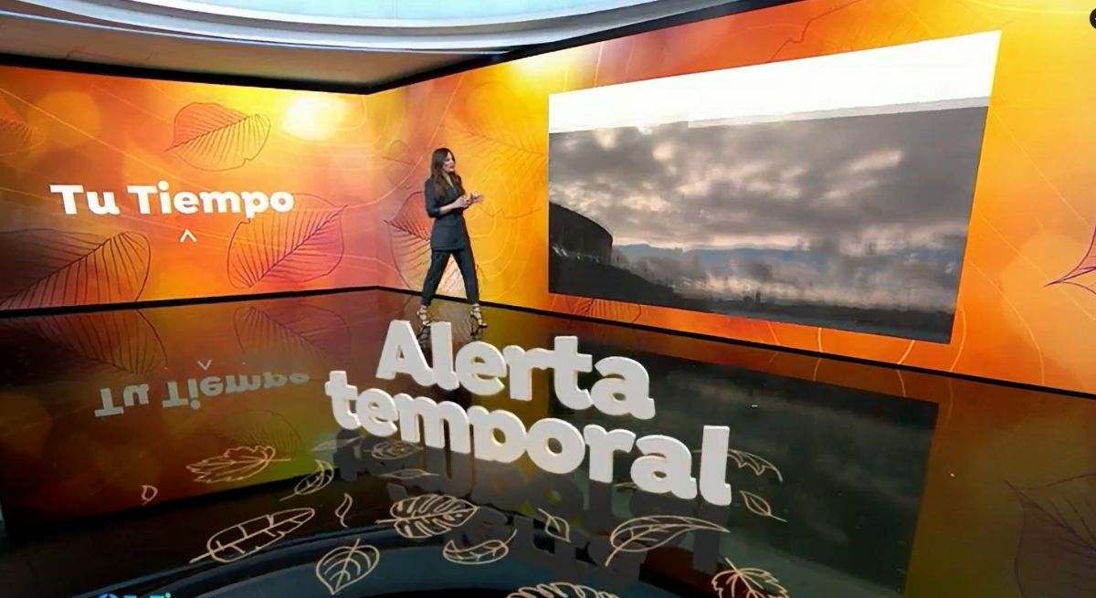 Mercedes Martín y la predicción del tiempo. / Foto: Antena 3