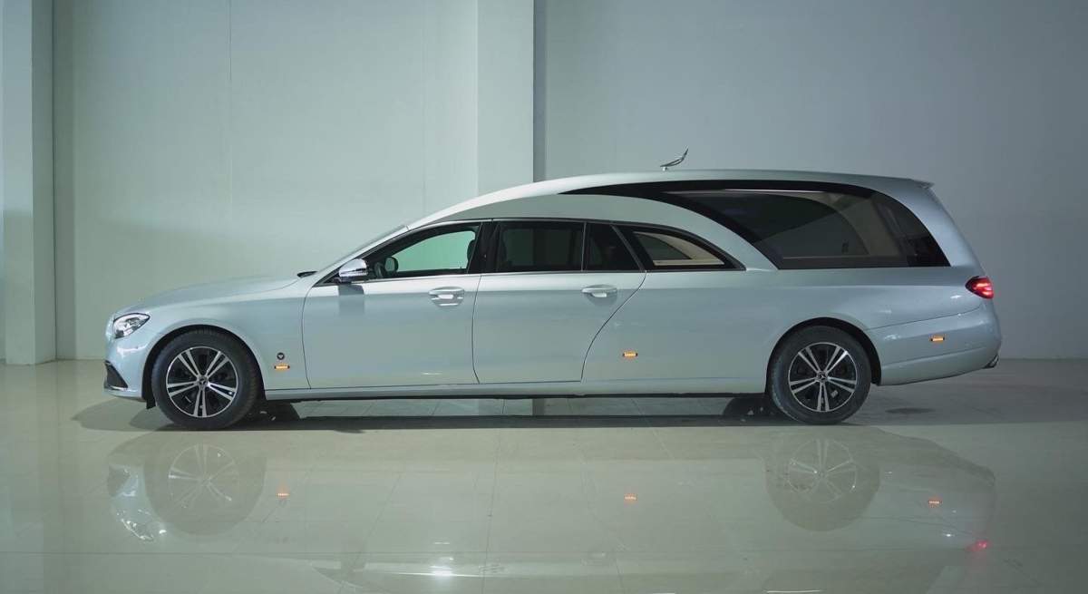 mercedes-lujo-ataud.jpg