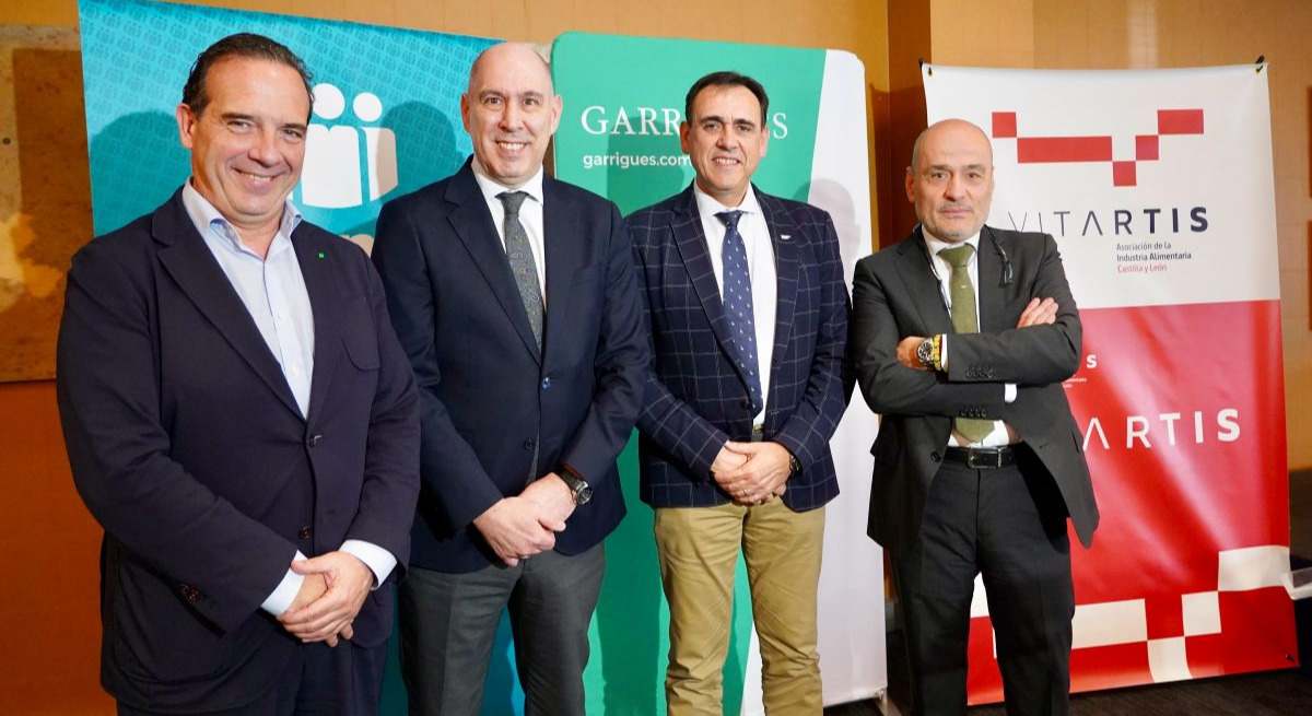 José Antonio Guerrero García (Cajamar); Carlos Martin Tobalina (Junta de Castillay León), Santiago Miguel (Vitartis); y José Luis Zurro (Garrigues)