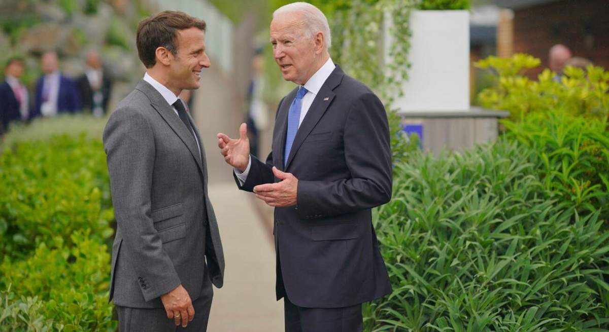biden-macron-alamy.jpg