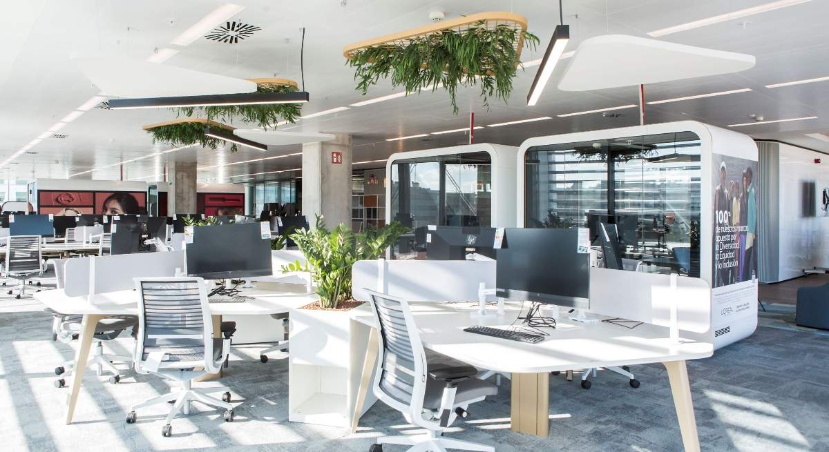 Nuevas-oficinas-LOreal_Espacios-de-trabajo-1.jpg
