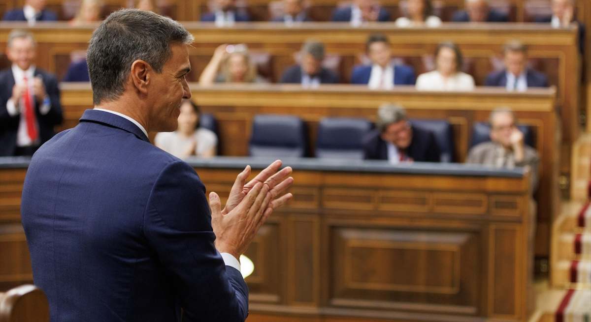 sanchez-congreso-aplaude-ep