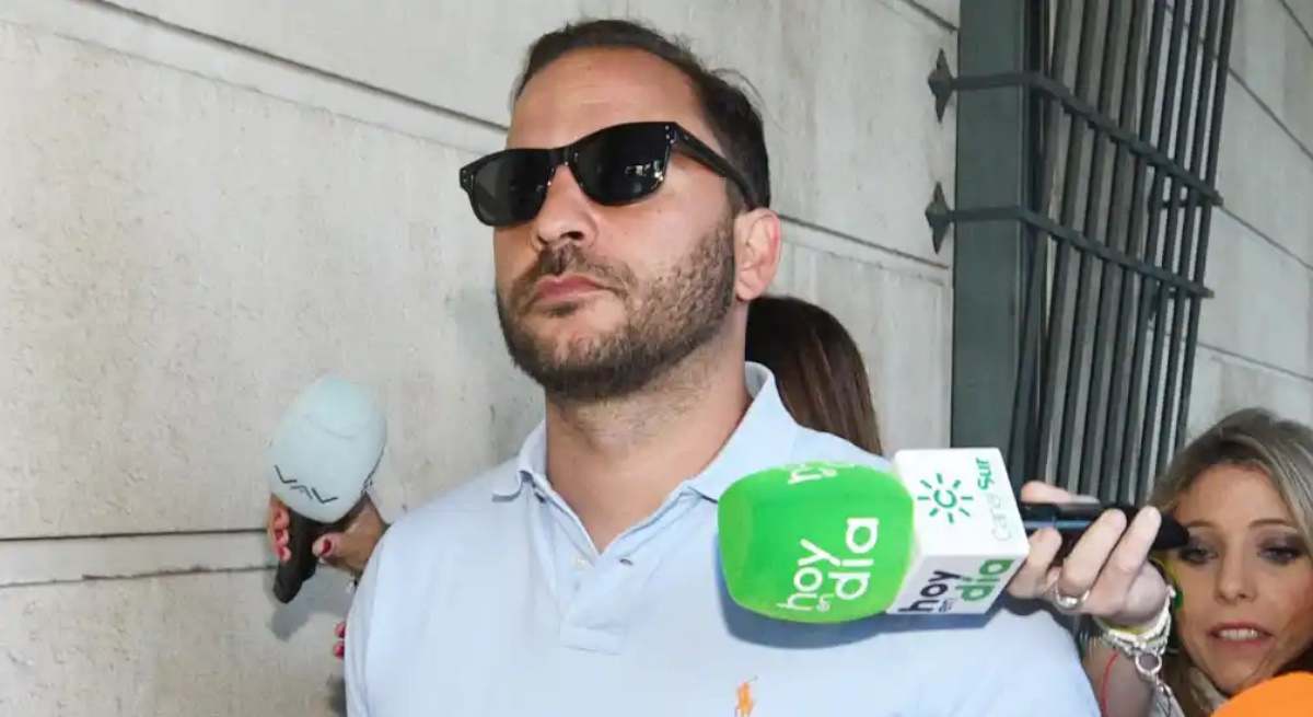 antonio-tejado-plan-firmar-juzgado-relojes.jpg