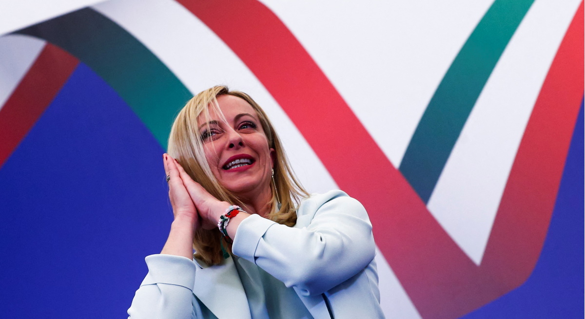 giorgia-meloni-celebrando-victoria-elecciones-italia-26septiembre2022-reuters-1200x655.jpg