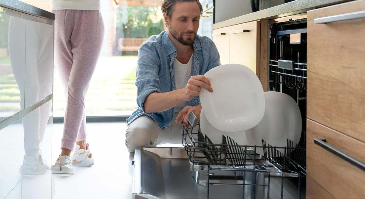 Lavavajillas compacto Midea