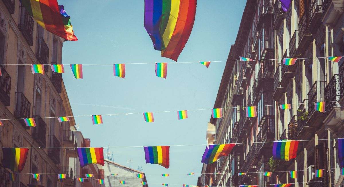 banderas-orgullo-madrid-istock.jpg