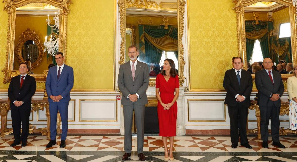 felipe-vi-letizia-1200.jpg
