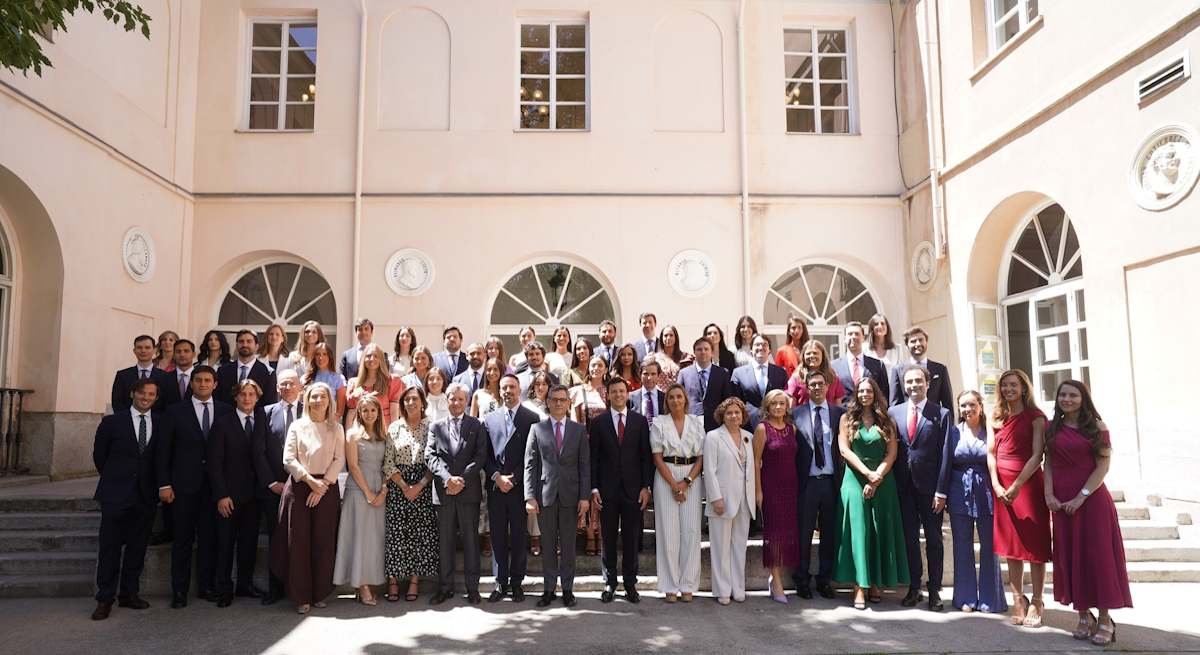 Foto_Familia_Promocion_2025.jpg