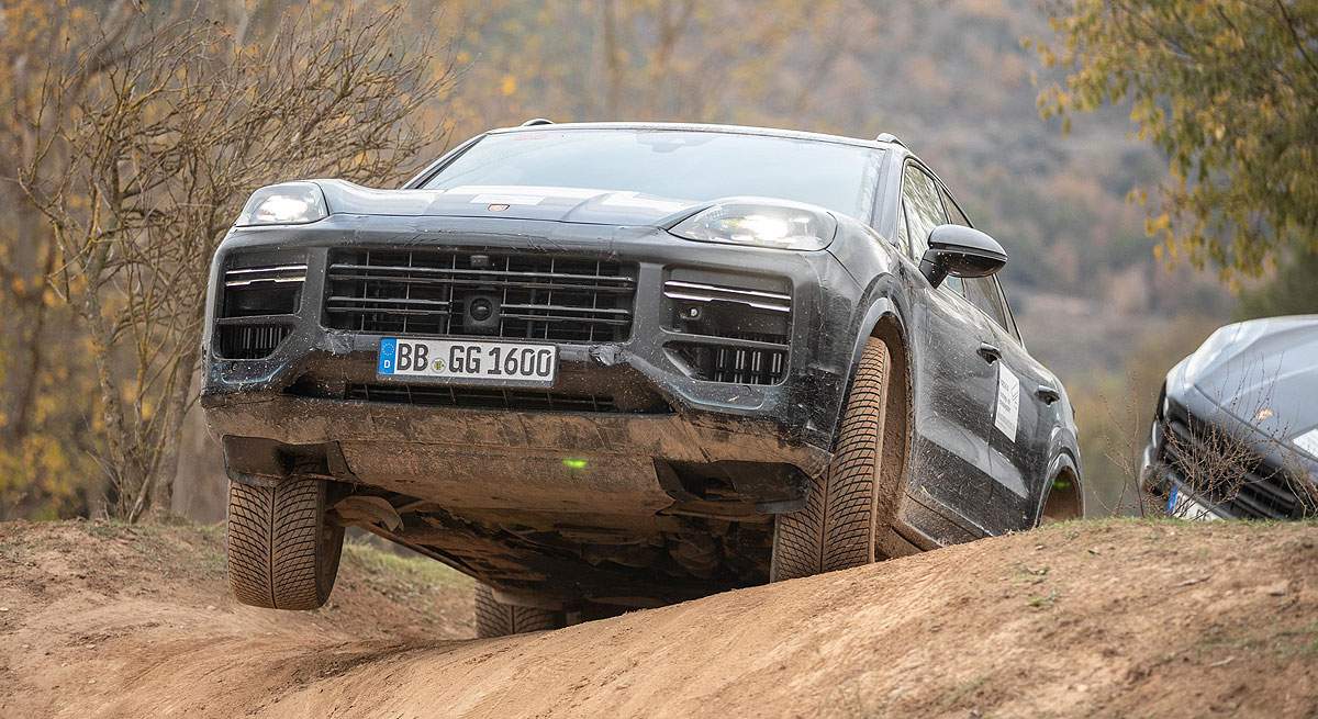 PORSCHE-CAYENNE_01.jpg