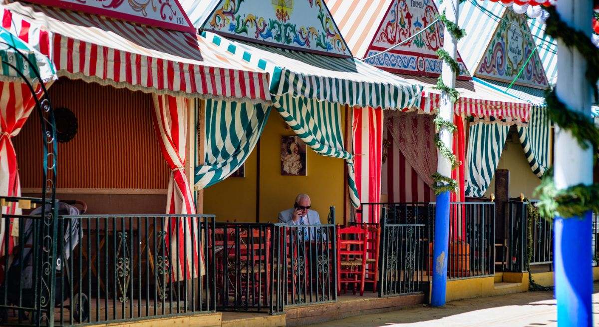 Casetas en la Feria de Abril de Sevilla. / Foto: iStock