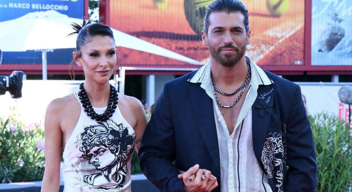 Can Yaman / Sara Bluma 