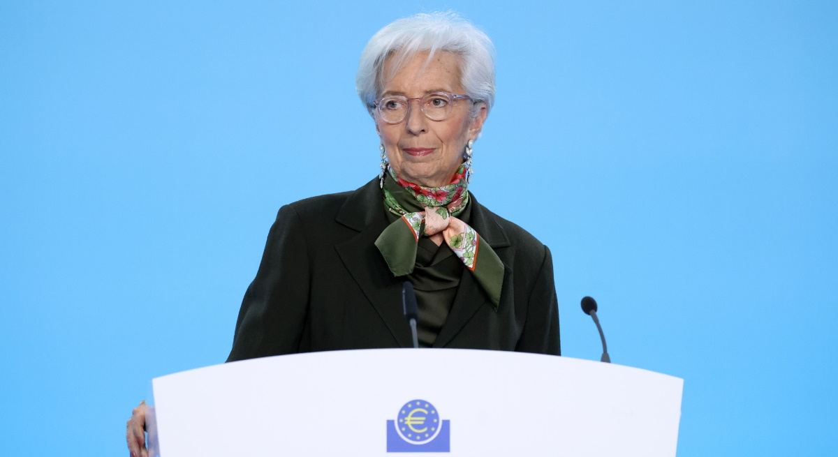 christine-lagarde-presidenta-banco-central-europeo-bce-atril-rueda-prensa-2febrero2022-bloomberg-1200x655.jpg